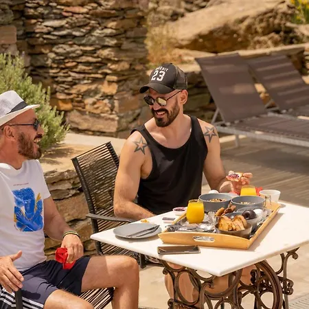 Agrikea Ξενοδοχείο με διαμερίσματα Κορησσία