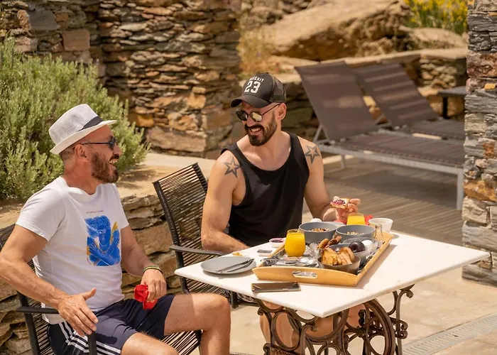 Agrikea Hotel apartamentowy Korissia (Kea)